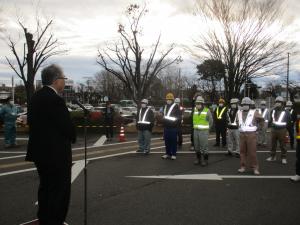 あいさつの状況遠景