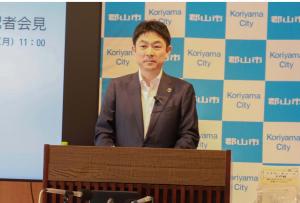 0727定例記者会見配信中のサムネ